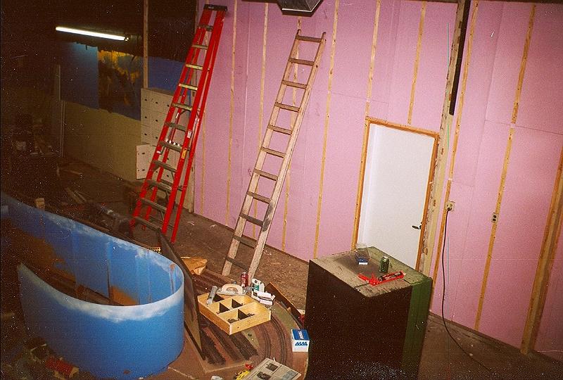 scan0045.jpg - Insulating the walls