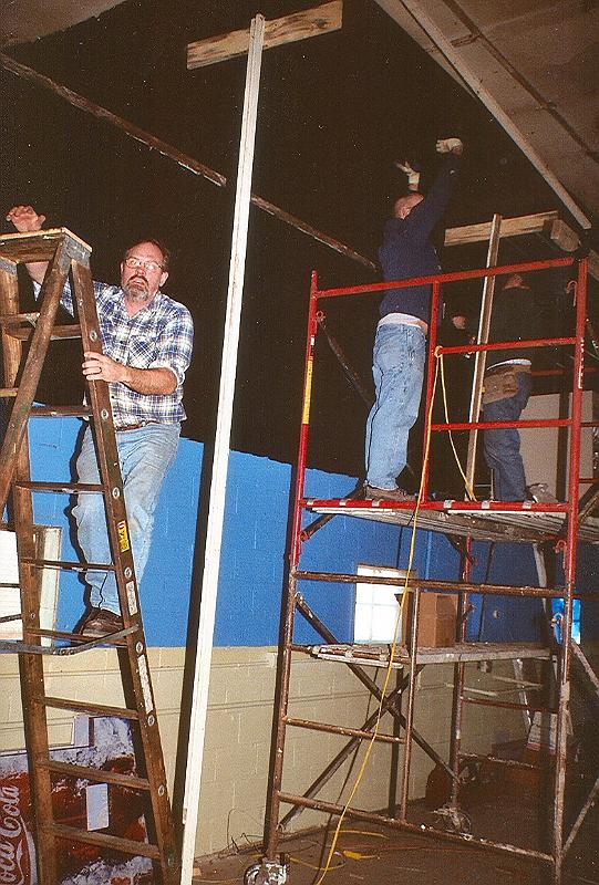 scan0046.jpg - Installing the ceiling