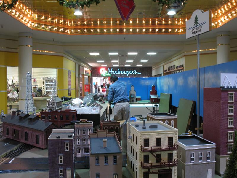 IMG_0270.JPG - Getting the buildings out