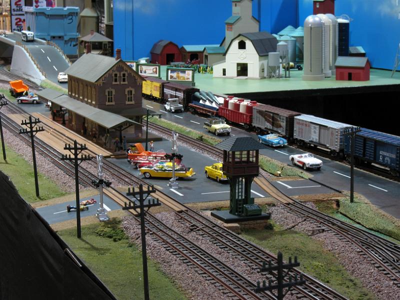 IMG_0278.JPG - The depot scene