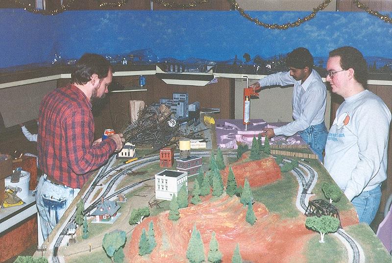 scan0016.jpg - Building an Iron Ore Mining demonstration layout.