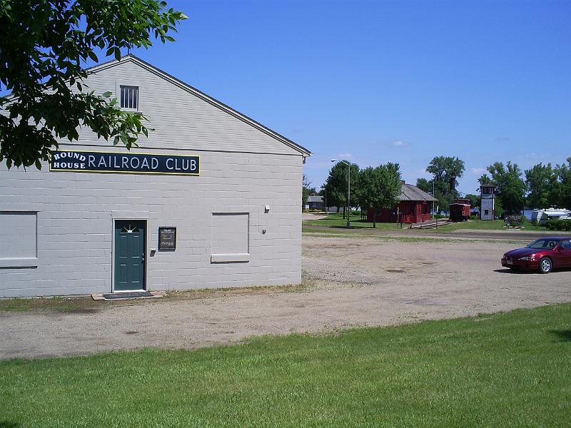 S5030002.JPG - The Clubhouse with the depot in the background